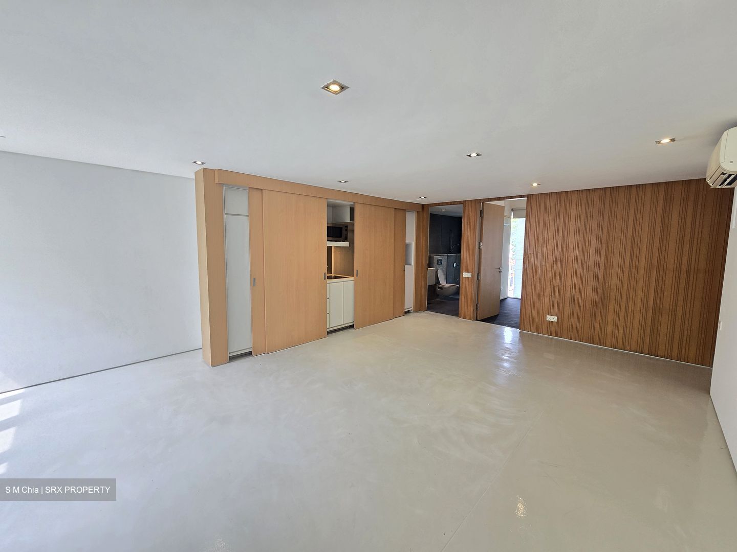 Mohamed Sultan Road (D9), Office #607198641